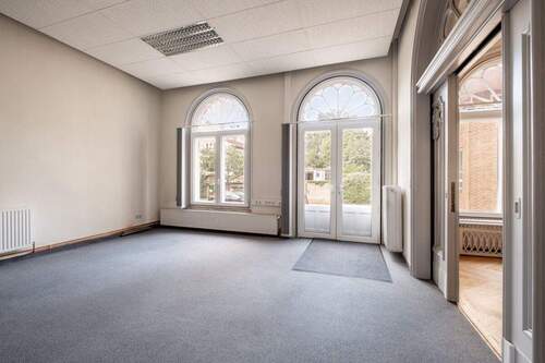 Büro am zweiten Zugang - 