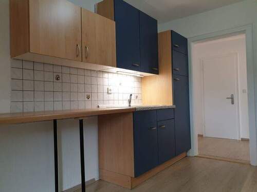 Bild 2 - 2 Zimmer Etagenwohnung zur Miete in Rödental