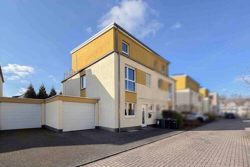 Außenansicht - Stilvolle Doppelhaushälfte in begehrter Lage von Köln-Porz-Wahnheide