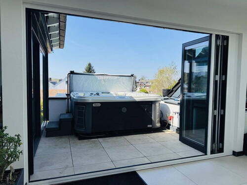 DG Penthousewohnung - 1 Zimmer Mehrfamilienhaus, Wohnhaus zum Kaufen in Bergisch Gladbach