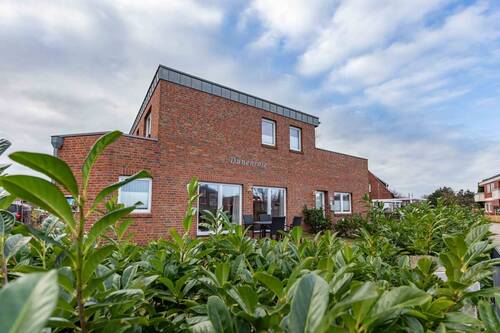Hausansicht - 1 Zimmer Mehrfamilienhaus, Wohnhaus zum Kaufen in Borkum