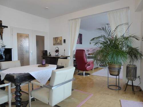 Essbereich - 4 Zimmer Etagenwohnung in Leverkusen