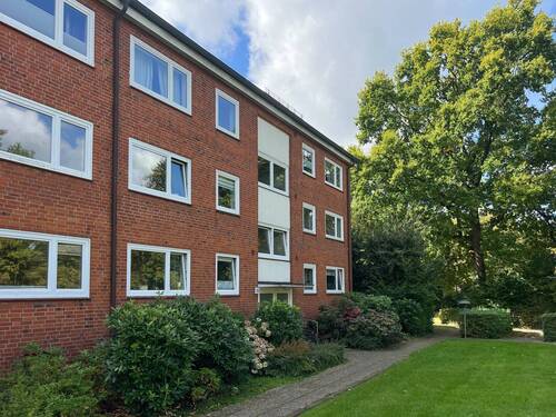 Ansicht Hauseingang - 3 Zimmer Etagenwohnung zur Miete in Hamburg