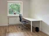 Großzügiges Arbeitszimmer - 