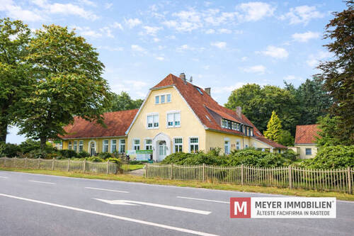 Objektansicht - Wohn- und Gewerbeensemble mit Halle und Mieterträgen auf großem Grundstück (Obj.-Nr. 6642)