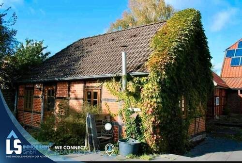 Gästehaus - 6 Zimmer Mehrfamilienhaus, Wohnhaus zum Kaufen in Lemgow