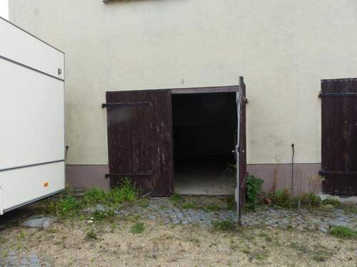 Garage - 