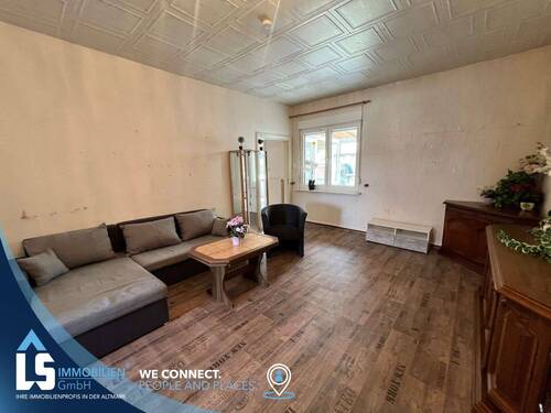 Wohnzimmer - Mehrfamilienhaus, Wohnhaus mit 150,00 m&sup2; in Goldbeck zum Kaufen