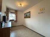 2. Zimmer (Kind/Büro) - 