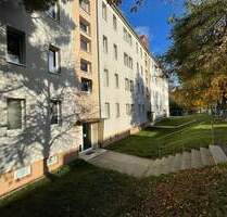 2-Raum Wohnung Dachgeschoss - 430,00&nbsp;EUR Kaltmiete, ca.&nbsp; 63,00&nbsp;m&sup2;&nbsp;Wohnfl&auml;che in Bad Langensalza (PLZ: 99947)