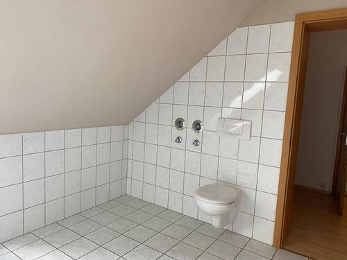 Bad 2.jpg - 2 Zimmer Etagenwohnung in Bad Langensalza