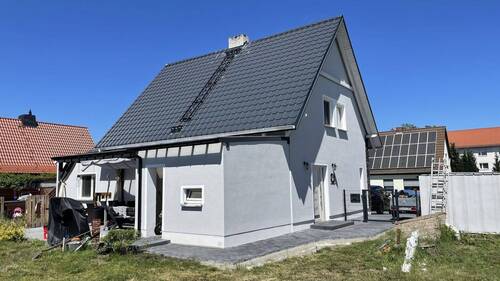 Ansicht vom Garten - 5 Zimmer Einfamilienhaus zum Kaufen in Lauta