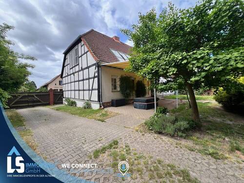 Ansicht Haus Hofseite - Voll möbliertes Fachwerkjuwel mit großem Grundstück