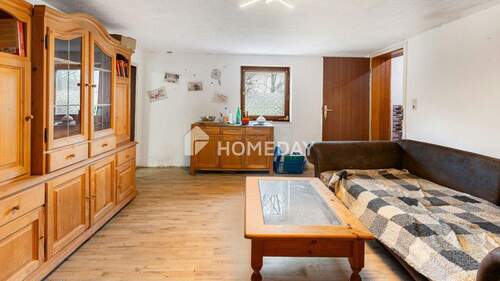 1. OG Wohnzimmer 1 2 - 