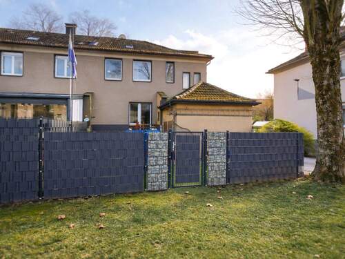 Außenansicht - Reihenendhaus mit 200,40 m&sup2; in Gelsenkirchen zum Kaufen