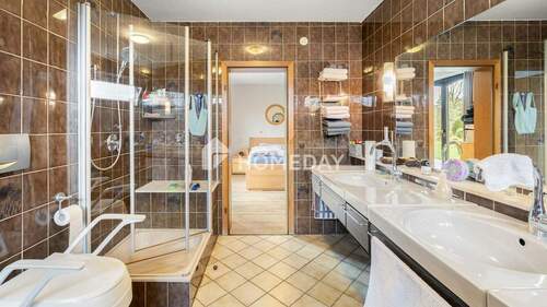 EG Badezimmer 2 - 