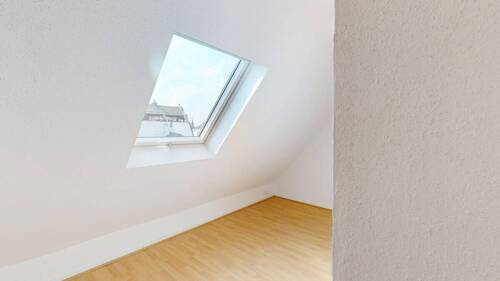 DURCHGANGSZIMMER - 