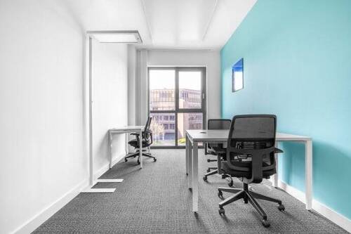 Bild 4 - Voll ausgestatteter privater Büroraum für Sie und Ihr Team 10 sqm in Regus Kaistraße