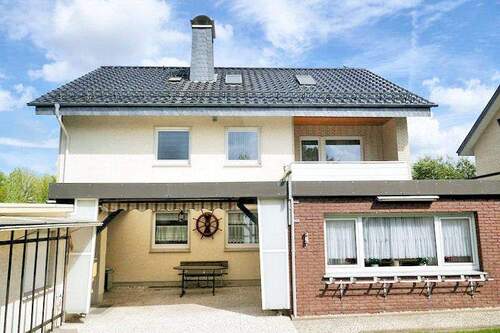 Westen - Mehrfamilienhaus, Wohnhaus mit 160,00 m² in Enger zum Kaufen