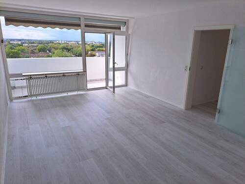 Bild 1 - Köln, Urbach, 2-3 Zimmer, WG geeignet, mit Südwest Balkon