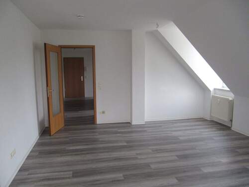 Wohnzimmer Bild 1 - Etagenwohnung mit 64,00 m&sup2; in Muldenhammer zur Miete