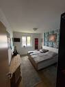 1. OG links Schlafzimmer - 
