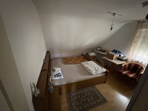 Schlafzimmer DG rechts - 