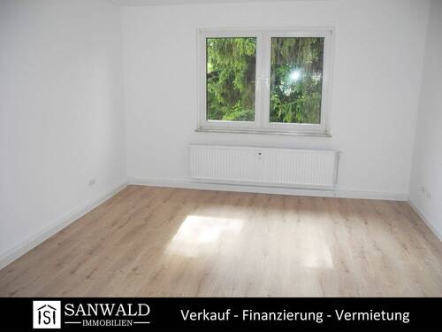 Bild 1 - Neu modernisierte 2,5-Zimmer mit Gartennutzung