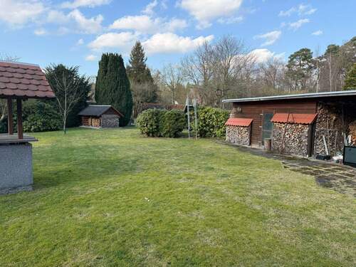 Garten/Holzlager/Schuppen - 