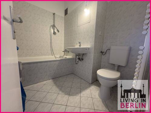 Badezimmer - 2 Zimmer Etagenwohnung in Schönefeld