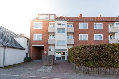 Langener Landstr. 31,33 - TMZ_7150.jpg - Renovierte 3-Zimmer-Wohnung in Bremerhaven-Lehe nahe Pferdebade