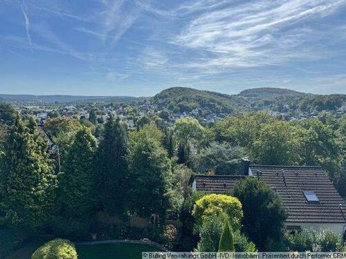 Ausblick - Wunderschönes und in bester Lage gelegegenes Zweifamilienhaus!!!!!