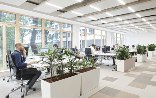 Blick ins Büro - Nürnberg Nordostpark: 247 Hot-Desk mit Fitness, Dusche & Lounge