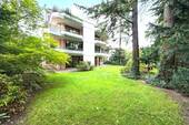 Garten und Gebäuderückseite - Etagenwohnung mit 92,30 m² in Berlin / Lankwitz zum Kaufen