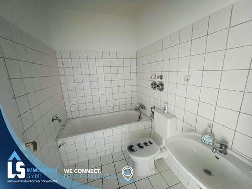 Bad - Etagenwohnung mit 48,20 m&sup2; in Magdeburg zum Kaufen