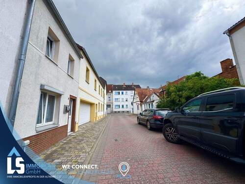 Blick in die Straße - 3 Zimmer Reihenmittelhaus zum Kaufen in Bismark (Altmark)