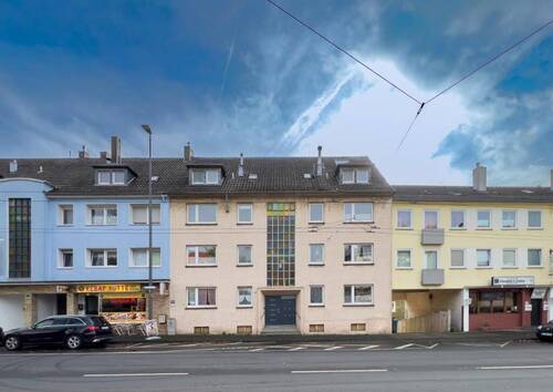 Straßenseite - Norden - Wohnungspaket 5 ETW mit Carport