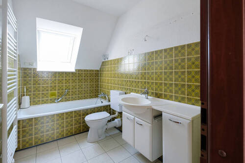 Langenfeld - Meisentalstr 3a - Bad DG 2 - 