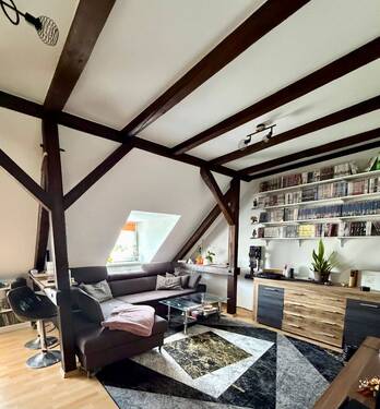 Fröbelstraße DG-Maisonette/ Wohnzimmer - 