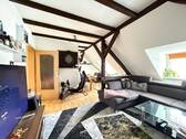 Fröbelstraße DG-Maisonette/ Wohnzimmer - 