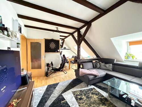 Fröbelstraße DG-Maisonette/ Wohnzimmer - 