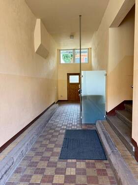 Baumerstraße Einfahrt/Zugang zum Haus - 