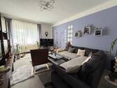 Fröbelstraße Wohnung im EG/ Wohnzimmer - 7 Zimmer Etagenwohnung zum Kaufen in Erfurt