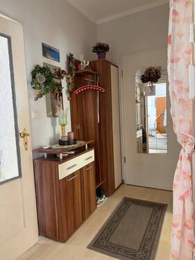 Fröbelstraße Wohnung im EG/ Flur - 