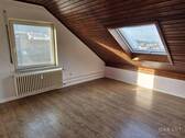 Wohnzimmer - 2 Zimmer Etagenwohnung zum Kaufen in Donzdorf