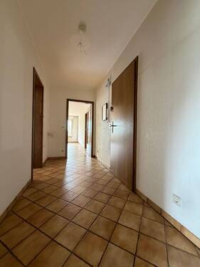 Eingangsbereich - Etagenwohnung mit 85,00 m&sup2; in Herne zum Kaufen