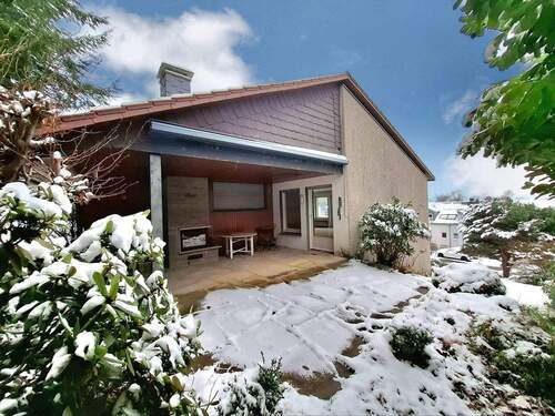 Überdachte Terrasse mit Außenkamin - Erdgeschoss - 6 Zimmer Einfamilienhaus zum Kaufen in Bochum