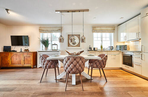 Essplatz & Küche FeWo 1 - 5 Zimmer Doppelhaushälfte in Wenningstedt-Braderup (Sylt)