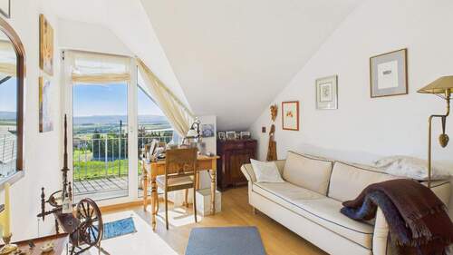 Zimmer - Reihenmittelhaus mit 116,70 m² in Grafschaft zum Kaufen