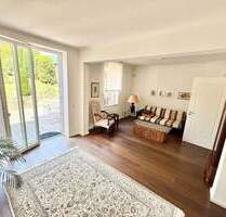 EIN JUWEL IN DER HISTORISCHEN ALTSTADT VON GELNHAUSEN EIN JUWEL IN DER HISTORISCHEN ALTSTADT VON GELNHAUSEN